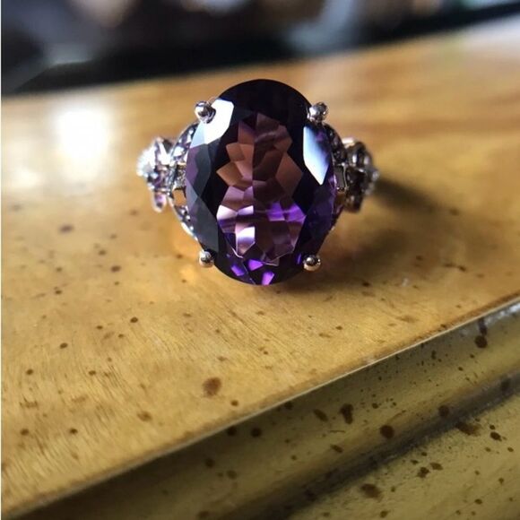Natural African Amethyst Sterling Silver Cocktail Ring Size 9 - Picture 9 of 9